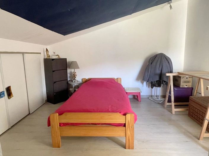 Image No.17-4 Bed House for sale