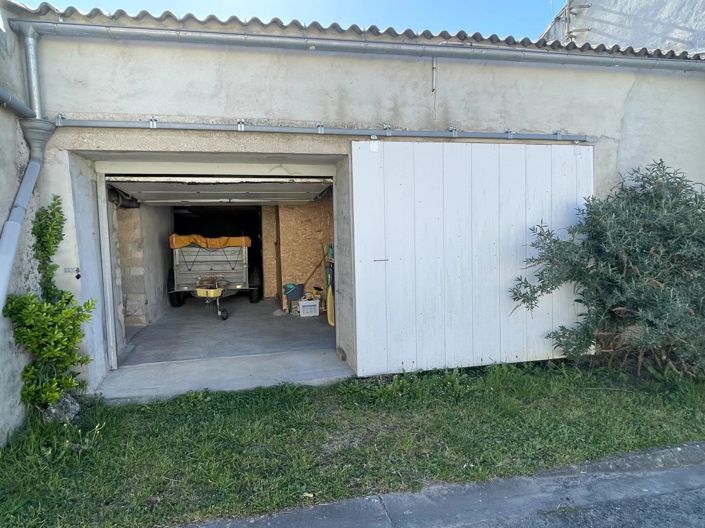 Image No.20-4 Bed House for sale