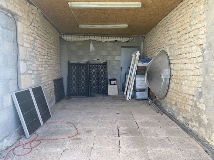 Image No.21-4 Bed House for sale