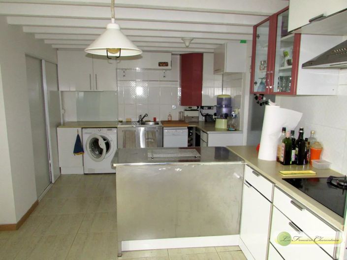 Image No.5-Maison de 4 chambres à vendre à Ranville-Breuillaud