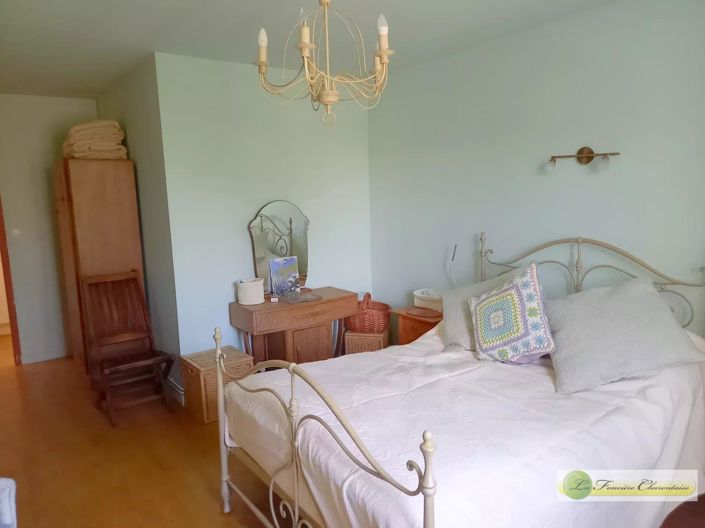 Image No.13-3 Bed House for sale