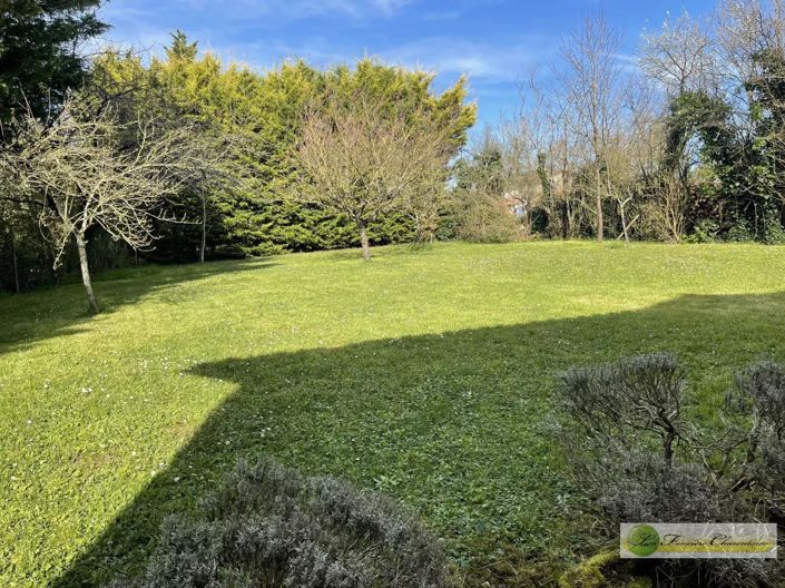 Image No.17-3 Bed House for sale