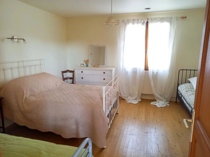 Image No.9-3 Bed House for sale