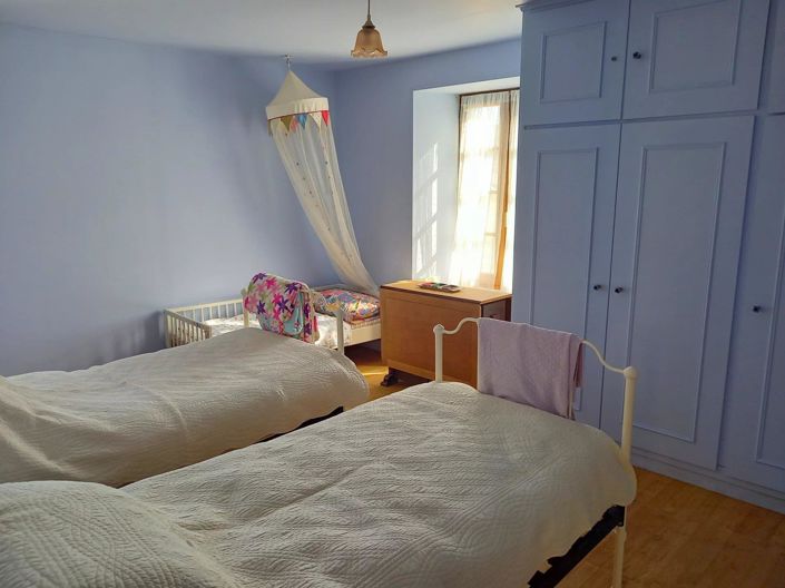 Image No.11-3 Bed House for sale