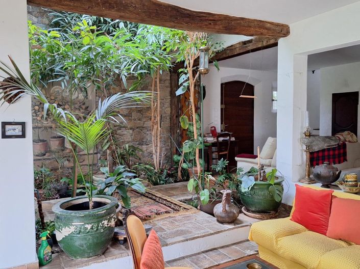 Image No.7-4 Bed House for sale