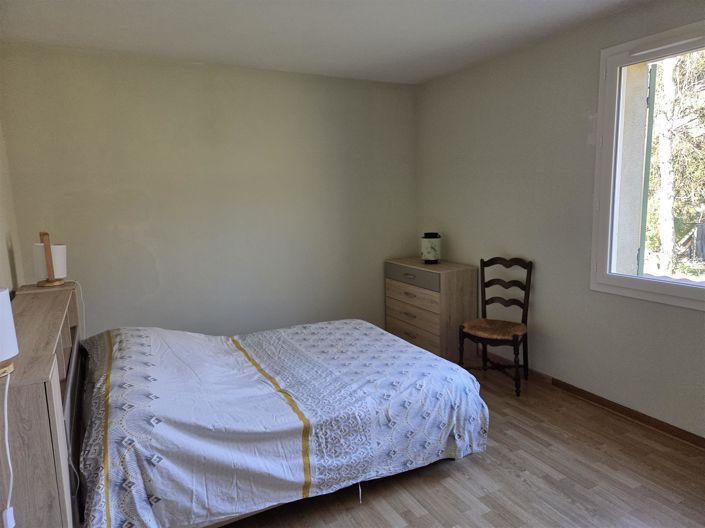 Image No.13-3 Bed House for sale