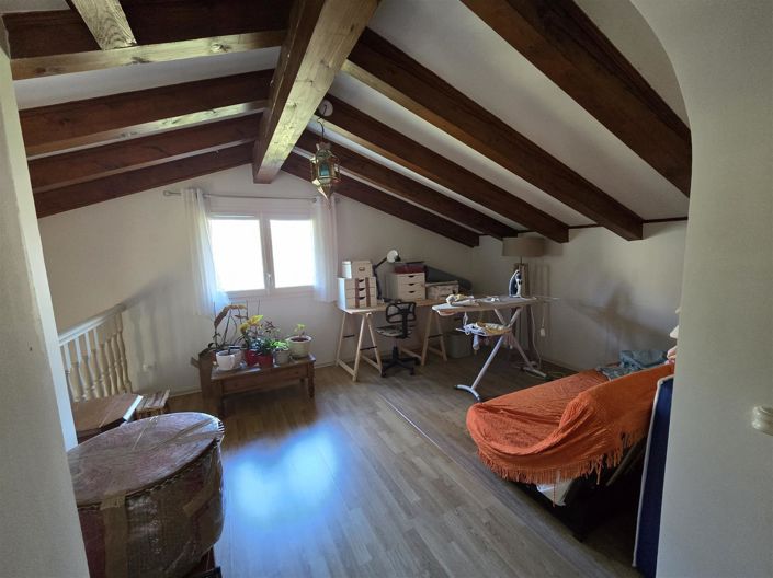 Image No.21-3 Bed House for sale