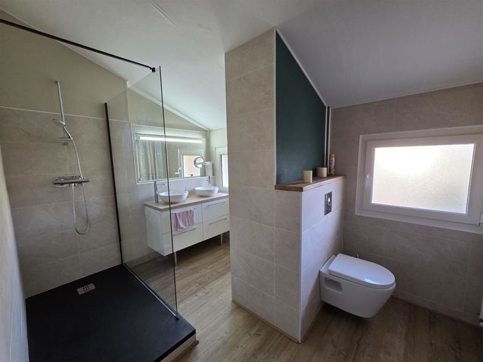 Image No.27-3 Bed House for sale