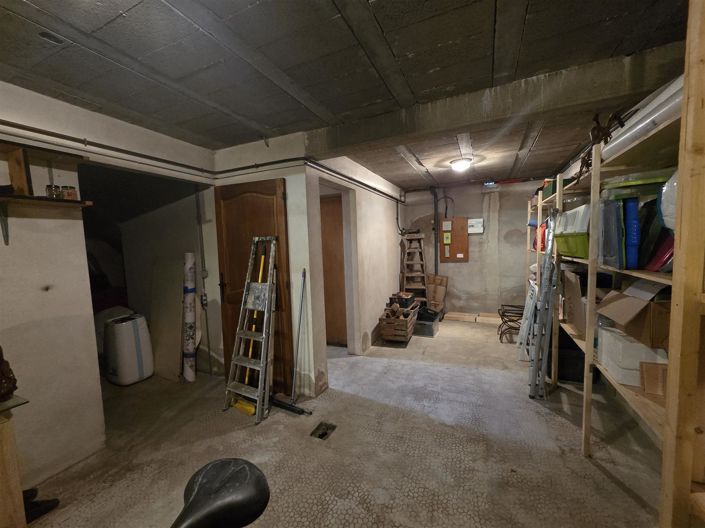 Image No.40-3 Bed House for sale