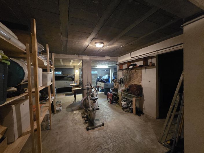 Image No.41-3 Bed House for sale