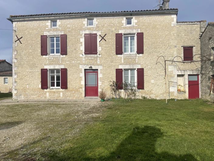 Image No.1-4 Bed House for sale