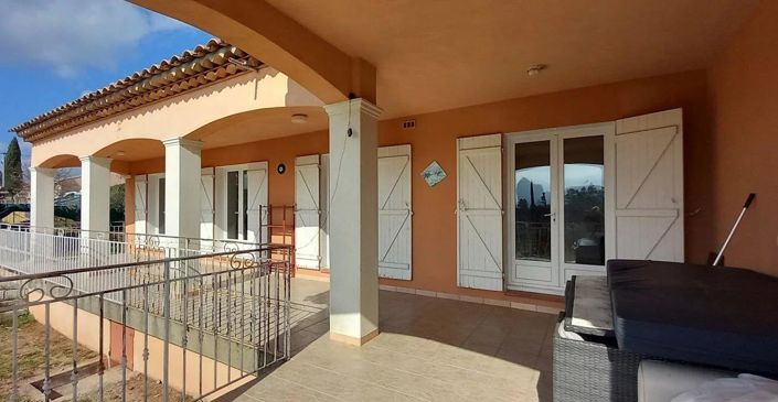 Image No.2-4 Bed House for sale