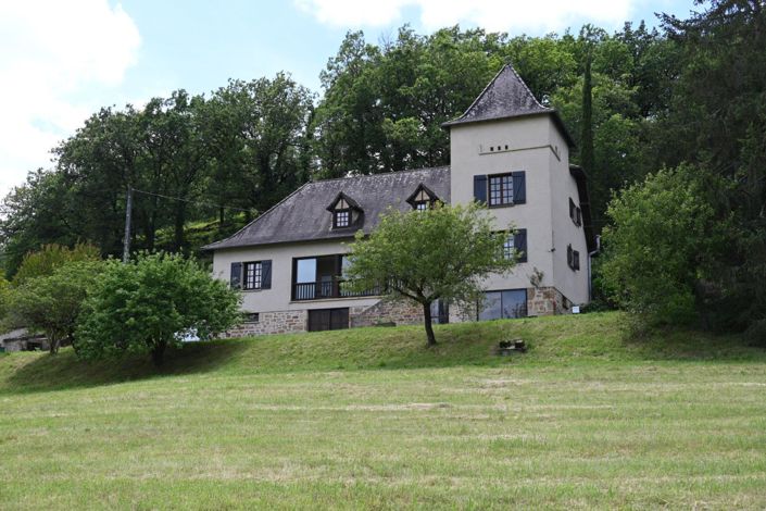 Image No.1-5 Bed House for sale