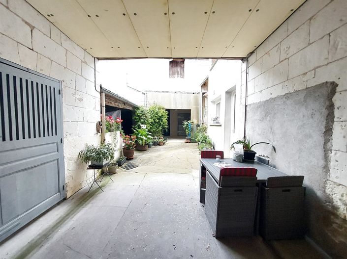 Image No.1-4 Bed House for sale
