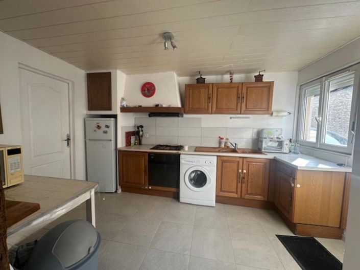 Image No.5-2 Bed House for sale