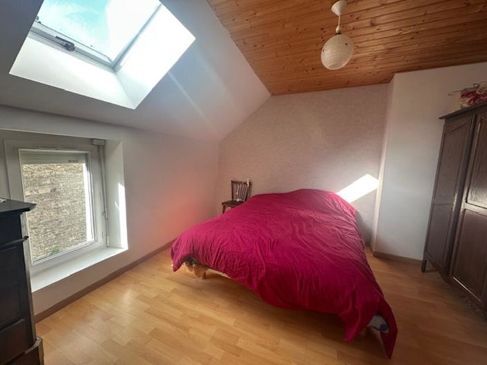 Image No.7-2 Bed House for sale