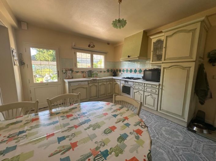 Image No.16-3 Bed House for sale