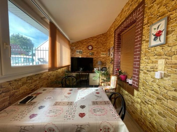 Image No.6-2 Bed House for sale