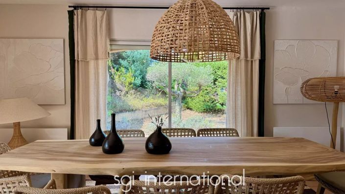 Image No.11-5 Bed House for sale