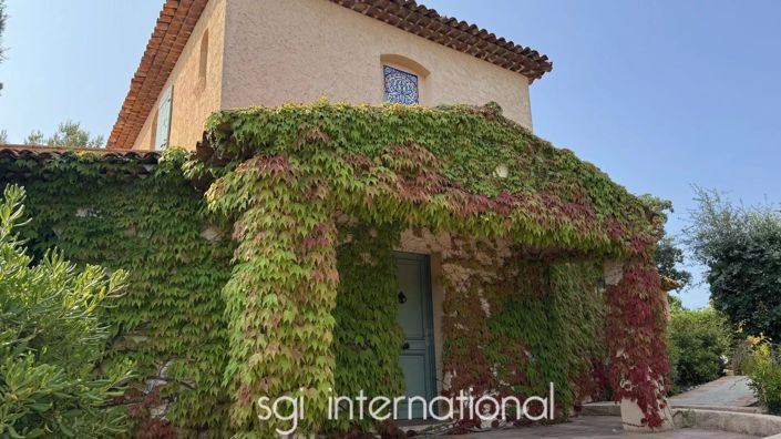 Image No.15-5 Bed House for sale