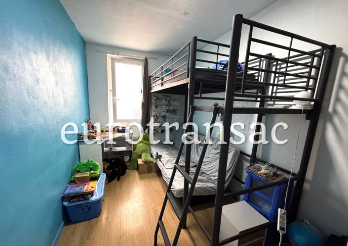 Image No.10-4 Bed House for sale