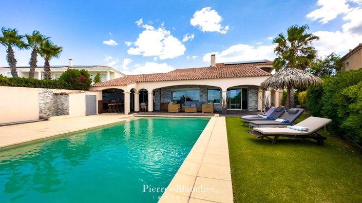 Image No.2-5 Bed House for sale