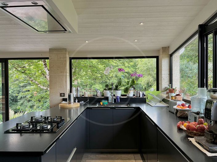 Image No.7-4 Bed House for sale