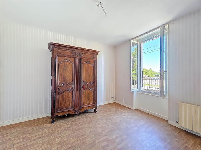 Image No.13-4 Bed House for sale