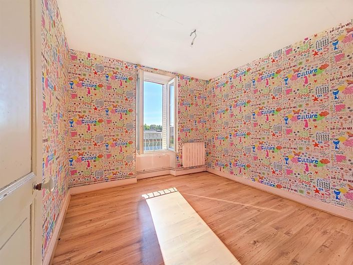 Image No.19-4 Bed House for sale