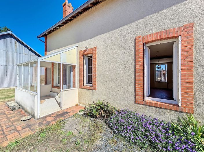 Image No.6-4 Bed House for sale