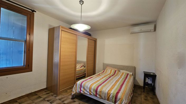 Image No.10-3 Bed House for sale