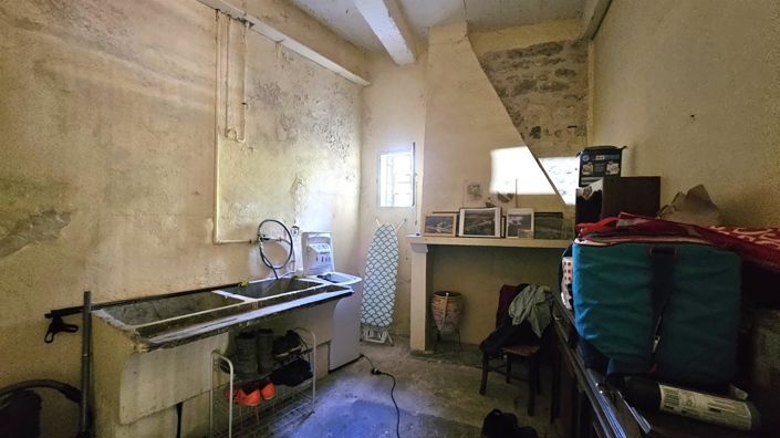 Image No.12-3 Bed House for sale