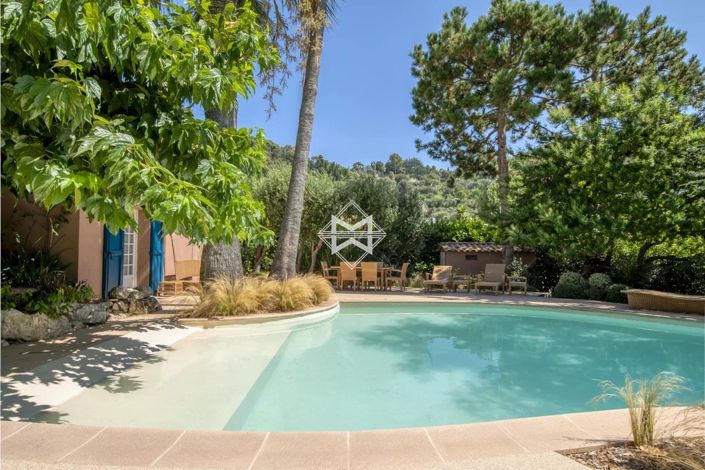 Image No.3-4 Bed House for sale