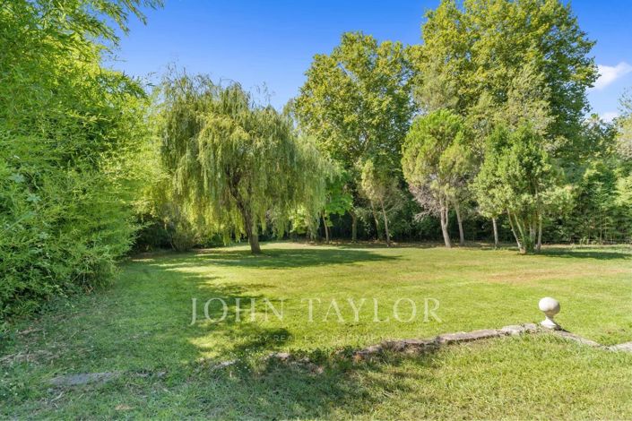 Image No.18-8 Bed House for sale