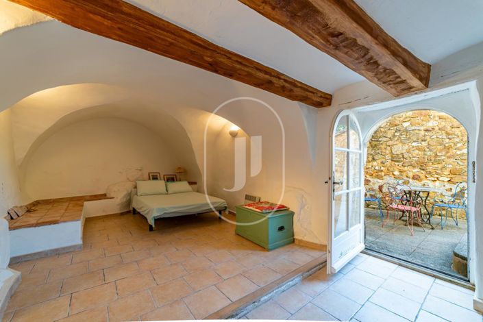 Image No.10-Maison de 4 chambres à vendre à Uzès
