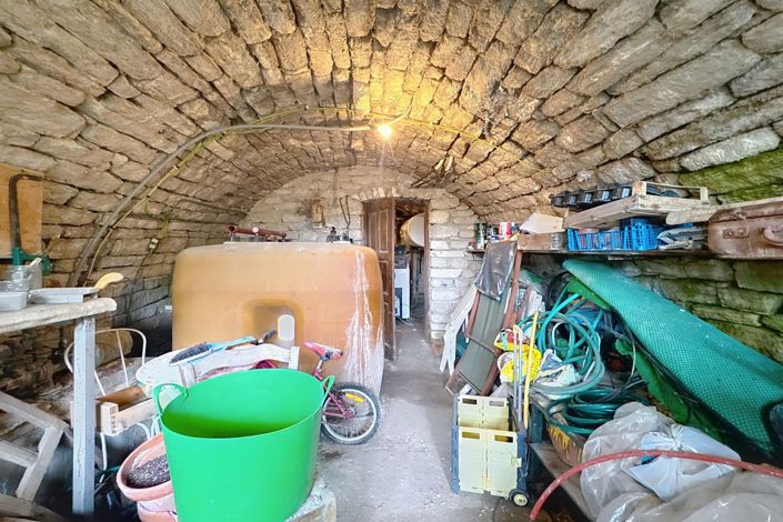 Image No.17-4 Bed House for sale