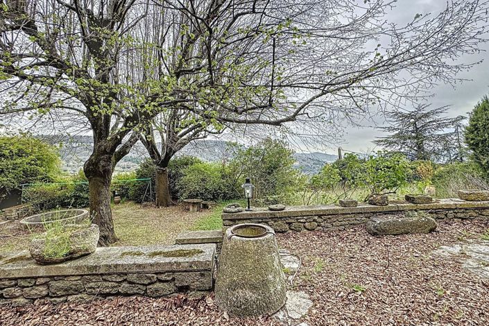 Image No.18-4 Bed House for sale