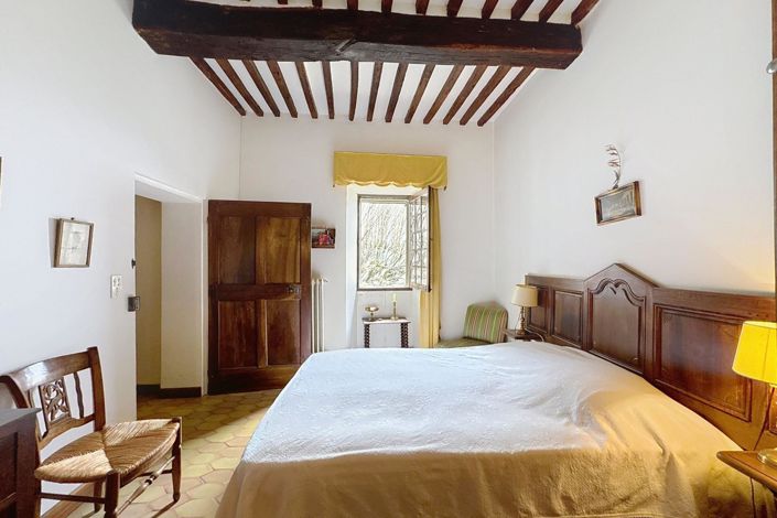 Image No.9-4 Bed House for sale