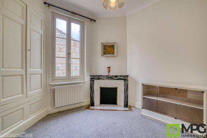 Image No.9-5 Bed House for sale