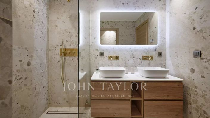 Image No.9-3 Bed Apartment for sale