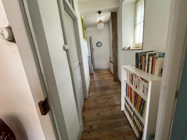 Image No.6-3 Bed House for sale