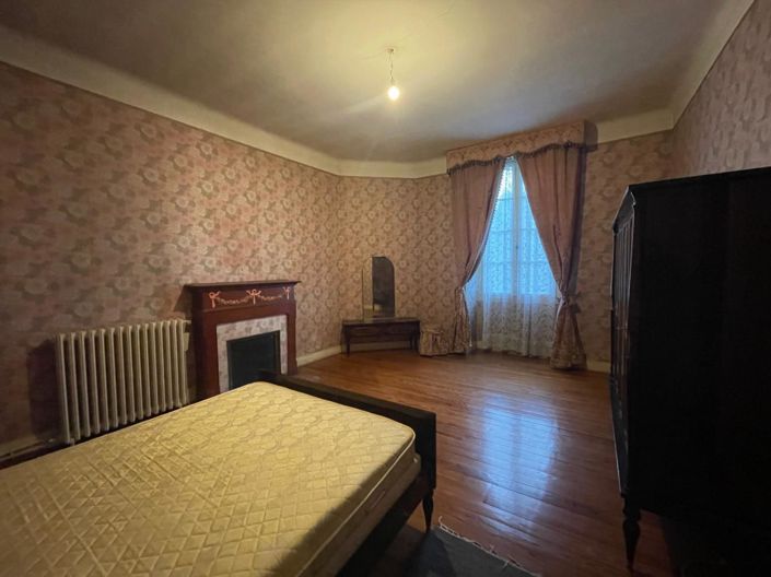 Image No.4-5 Bed House for sale