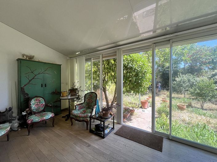 Image No.1-2 Bed House for sale