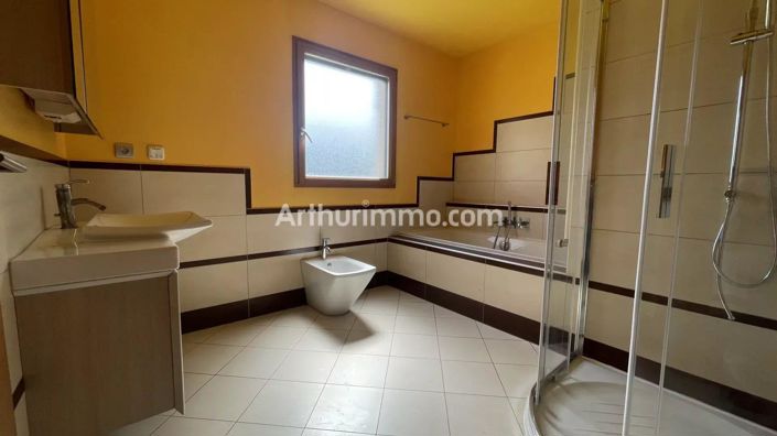 Image No.24-Maison de 4 chambres à vendre à Rotalier