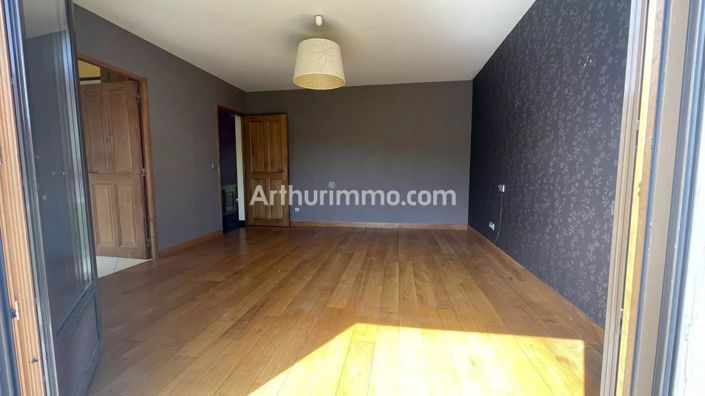 Image No.38-Maison de 4 chambres à vendre à Rotalier