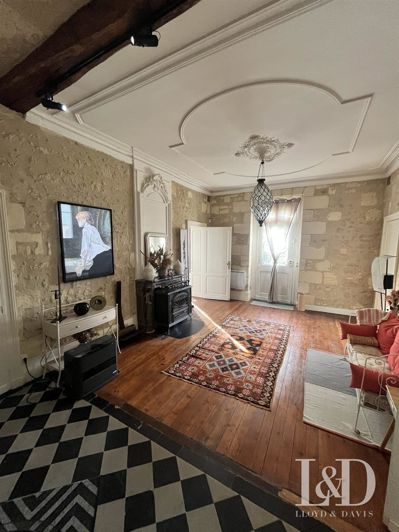 Image No.5-6 Bed House for sale