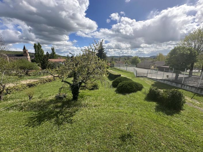 Image No.2-4 Bed House for sale