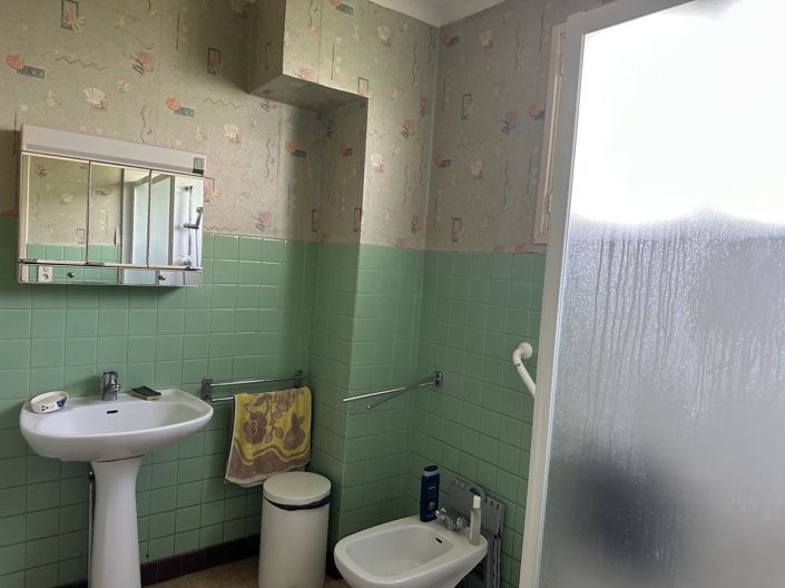 Image No.7-4 Bed House for sale