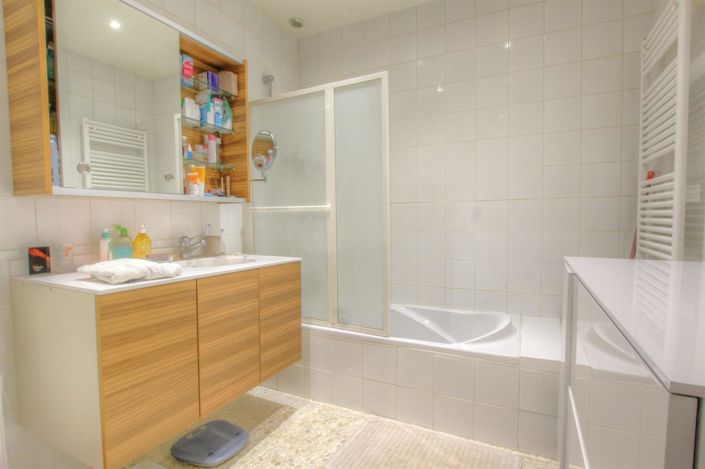 Image No.7-3 Bed House for sale