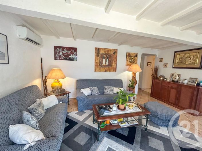 Image No.7-4 Bed House for sale